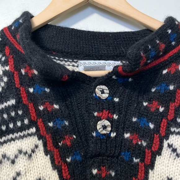 Nomadic Traders Wool Sweater made in Peru - Picture 4 of 6